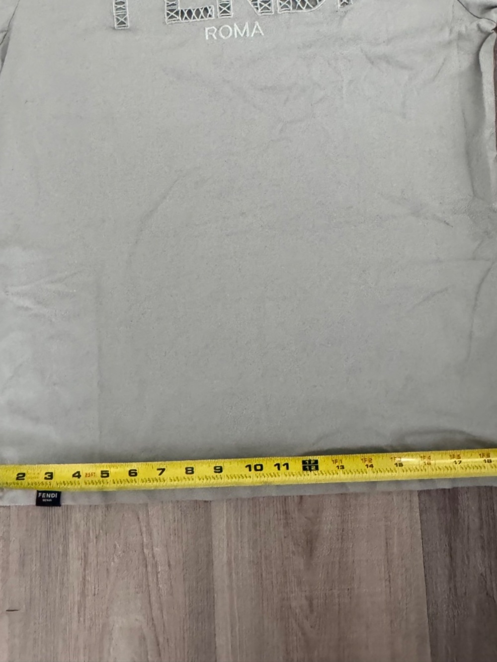 FENDI Roma Embroidered Logo Tee (XL) - Picture 13 of 14